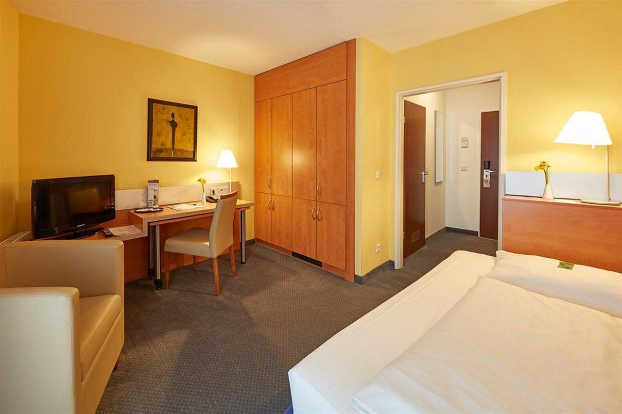 Ghotel Hotel&living München-city 3*